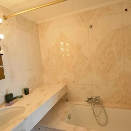 아파트 Holiday In The Heart Of Juan Les Pins