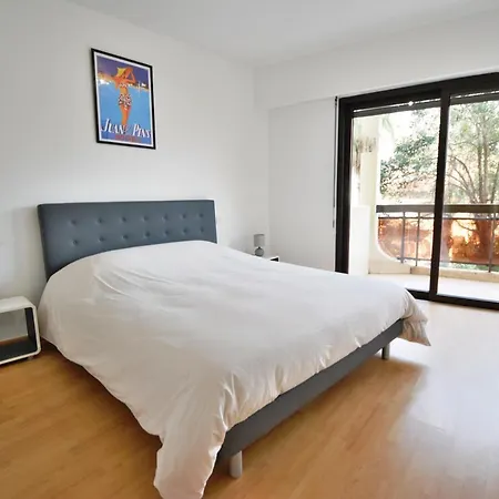 Holiday In The Heart Of Juan Les Pins